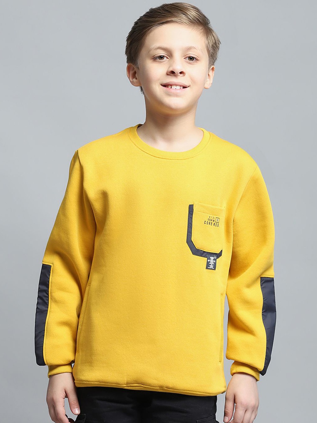 

Monte Carlo Boys Sweatshirt, Yellow