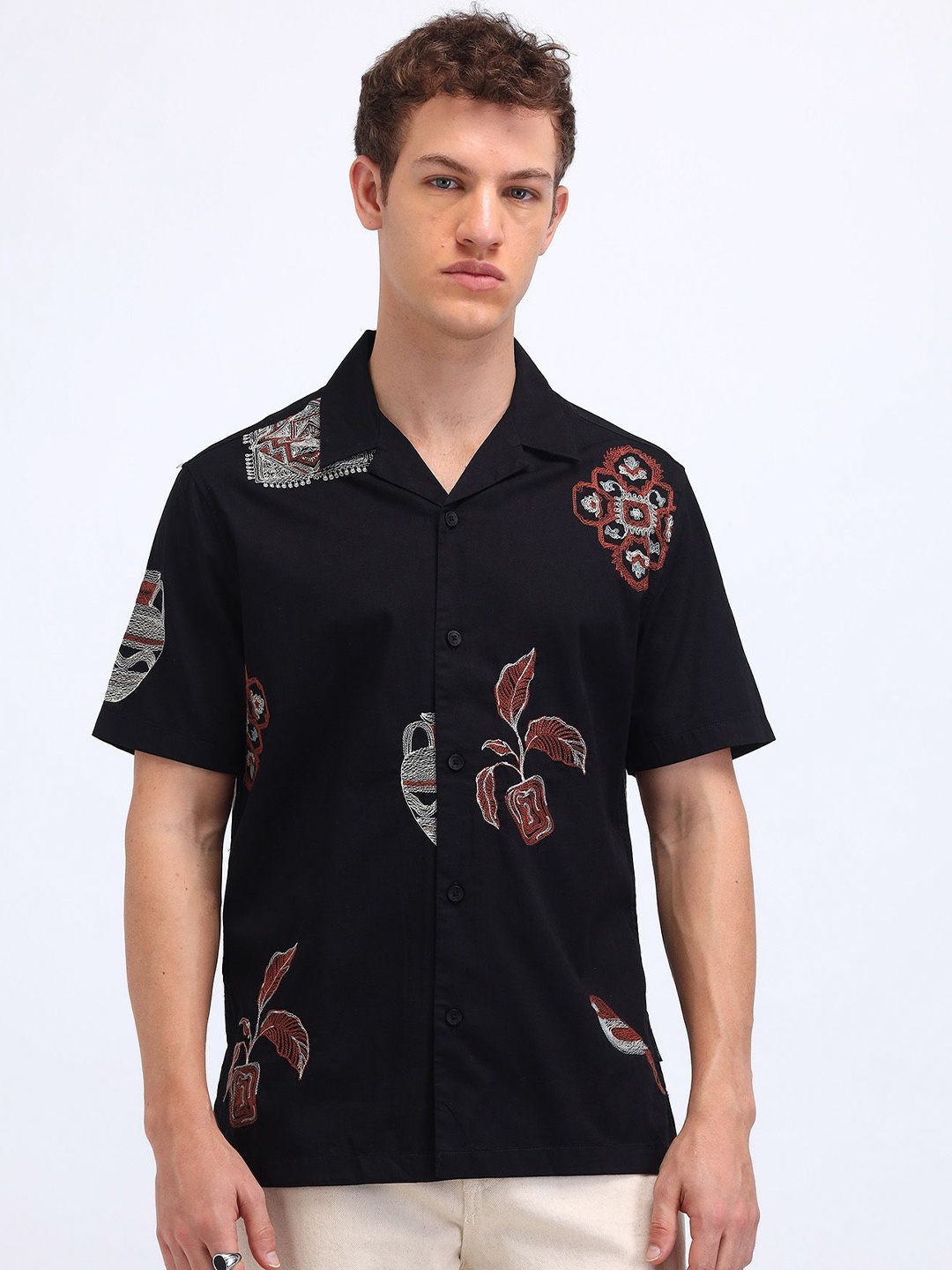 

Flying Machine Men Relaxed Opaque Casual Shirt, Black