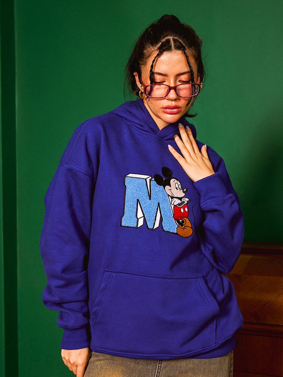 

Bonkers Corner Men Blue Mickey Printed Hooded Sweatshirt
