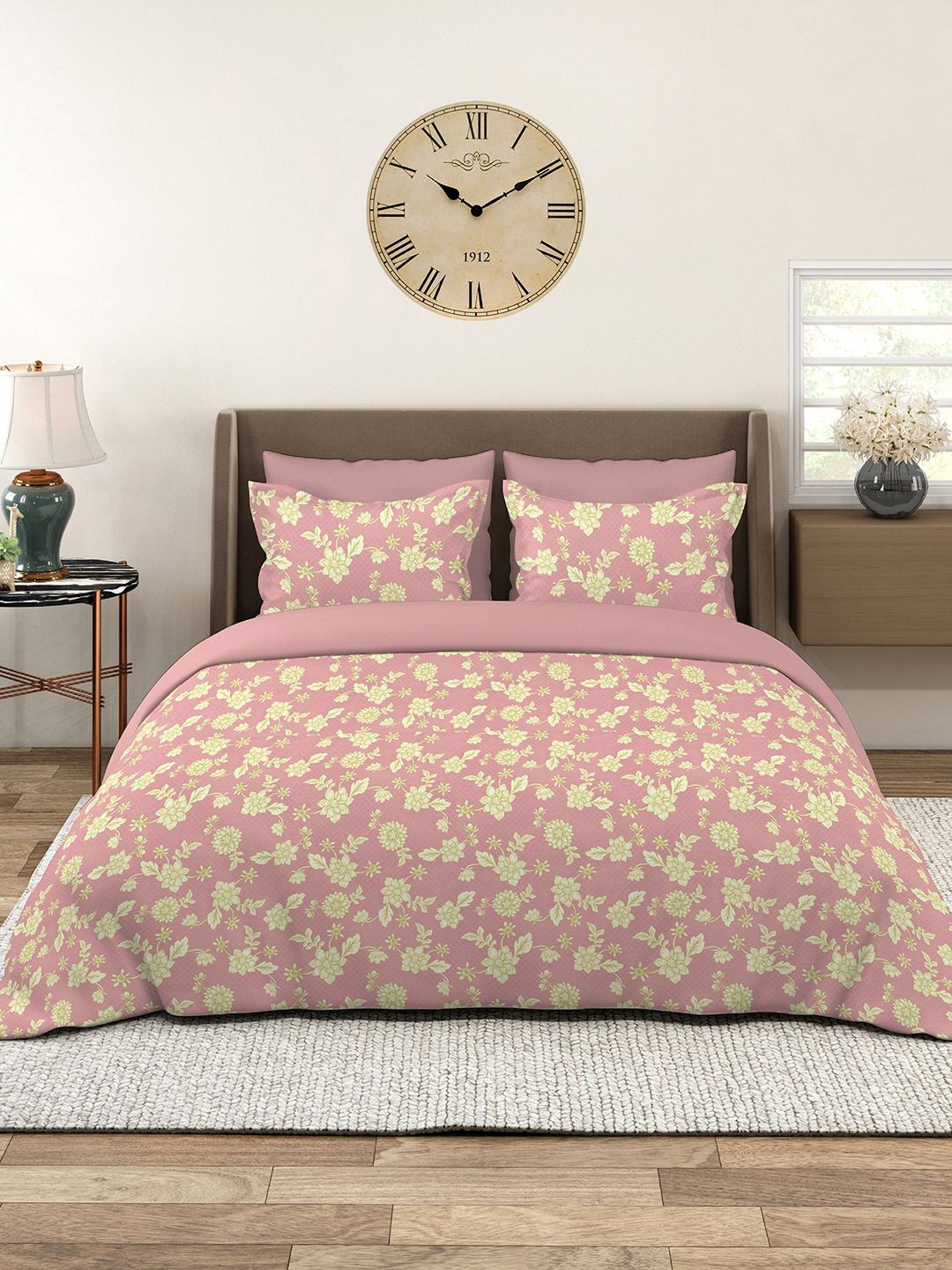 

Layers Home Easy Pink Floral Printed Pure Cotton 144 TC King Bedsheet Set 2.74 m x 2.74 m