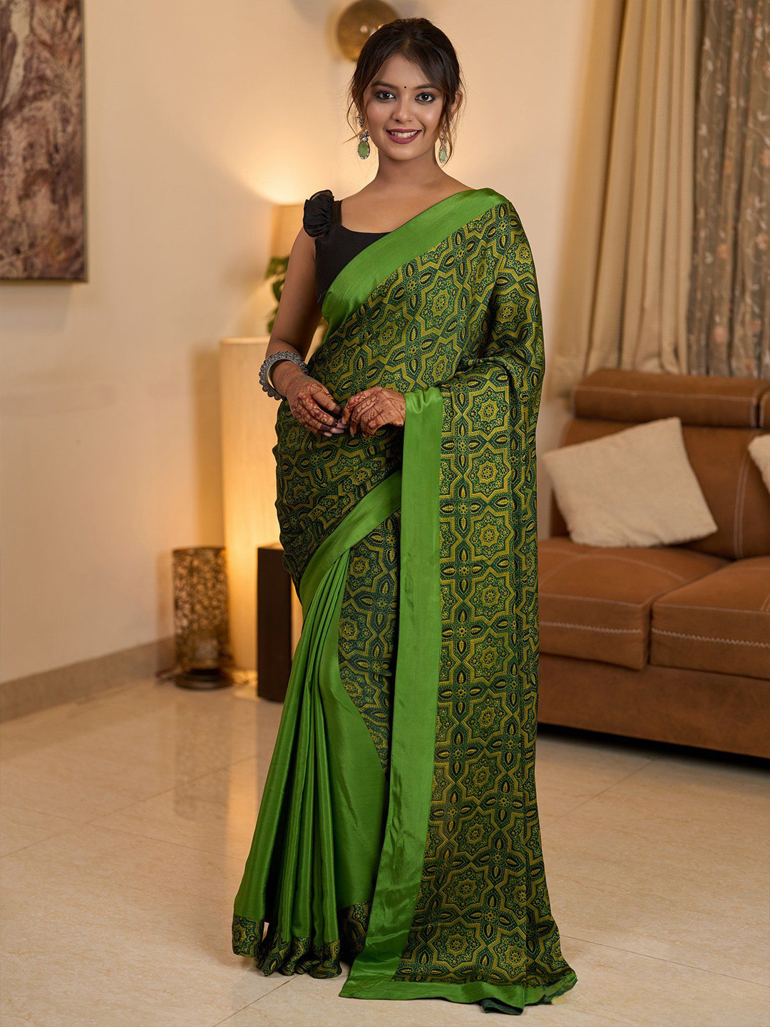 

Prasam Emerald Block Printed Saree, Green