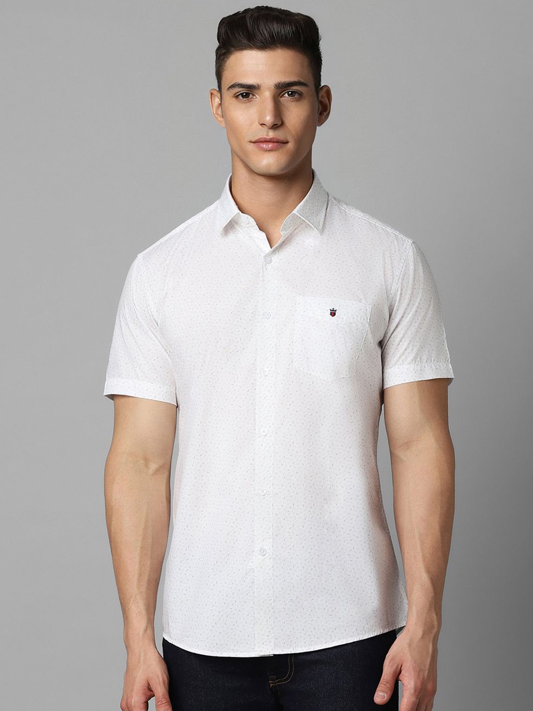 

Louis Philippe Sport Men Slim Fit Tribal Printed Pure Cotton Shirt, White
