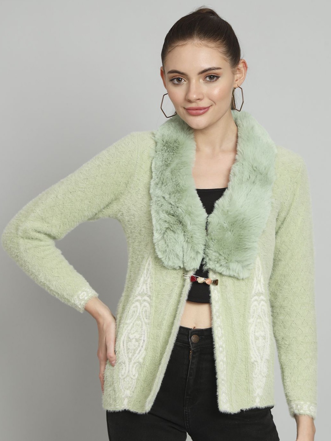 

Chemistry ethnic Motifs Printed Woollen Open Front Shrug, Green