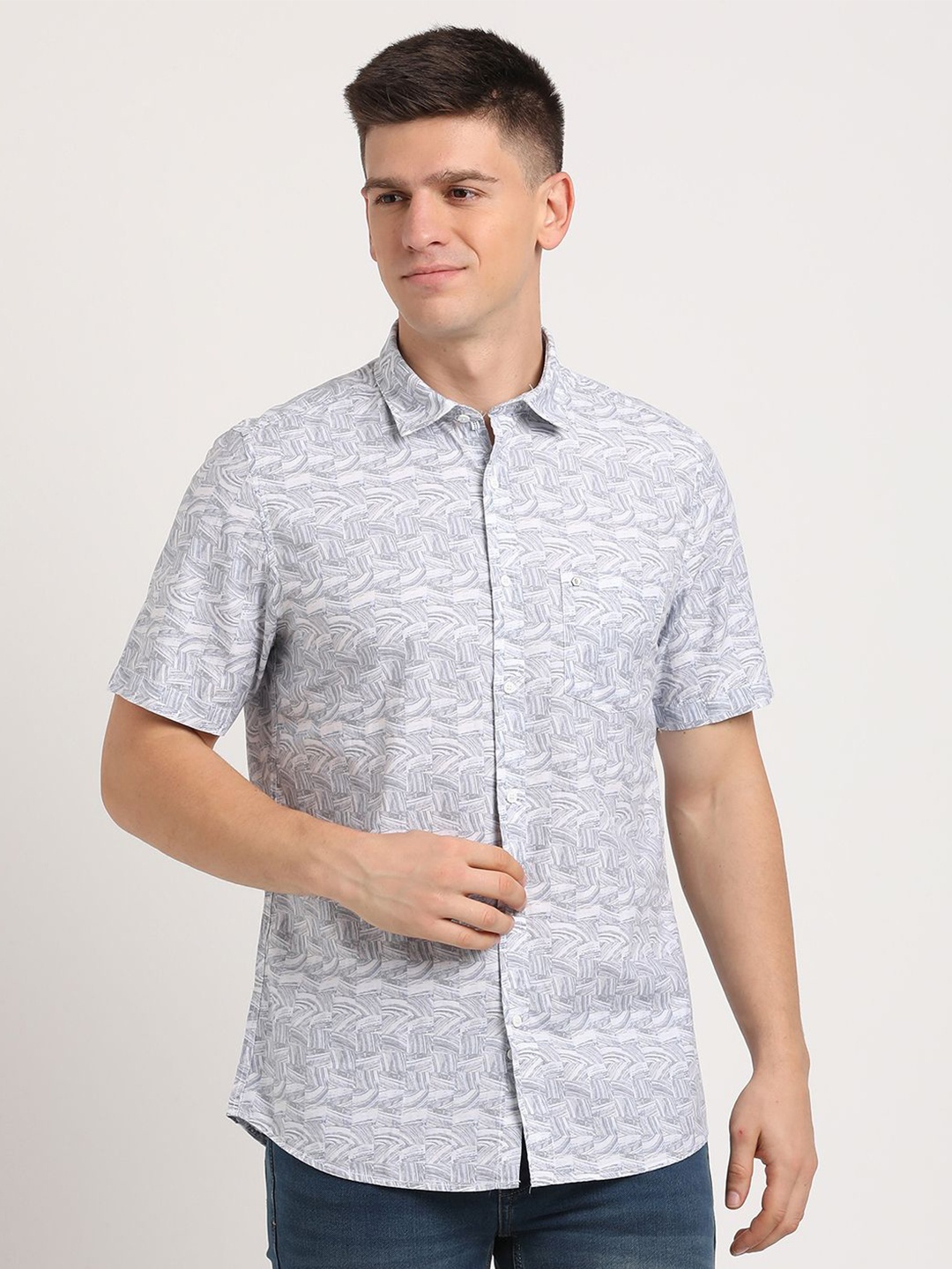 

Turtle Men Relaxed Fit Spread Collar Abstract Printed Cotton Casual Shirt, Grey