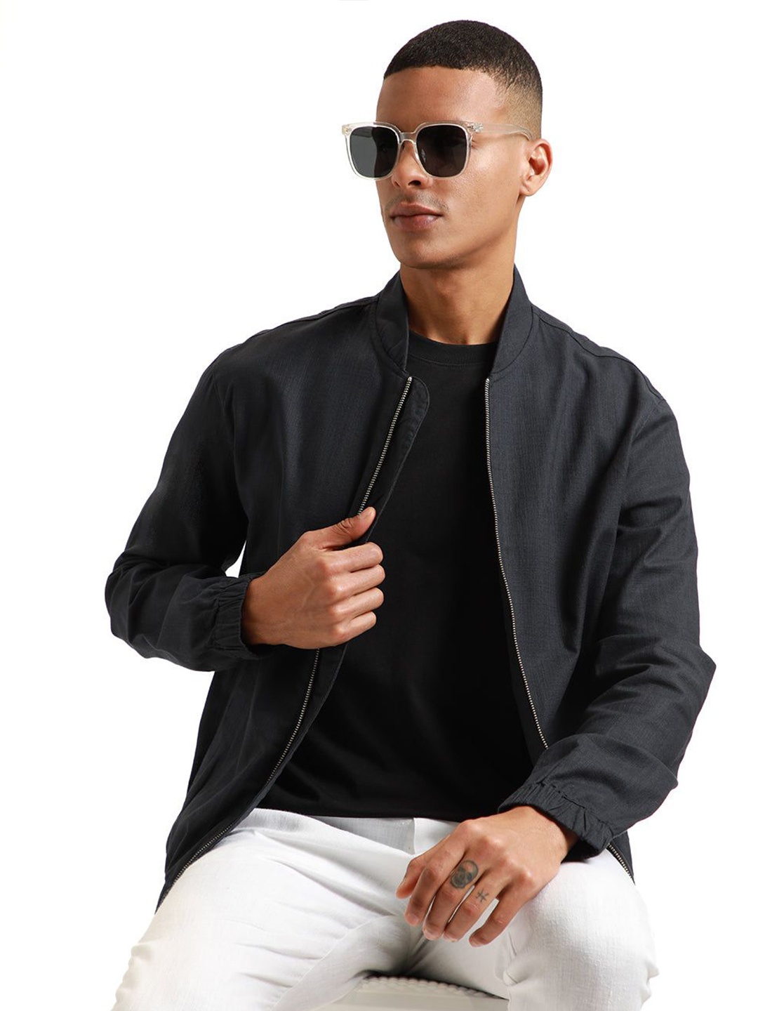 

Banana Club Men Open Front Bomber Linen Jacket, Navy blue