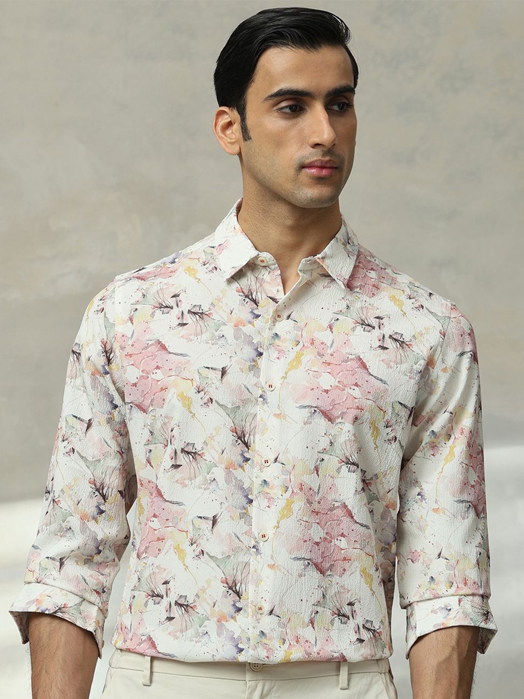 

Mufti Men Slim Fit Spread Collar Floral Printed Casual Shirt, Off white