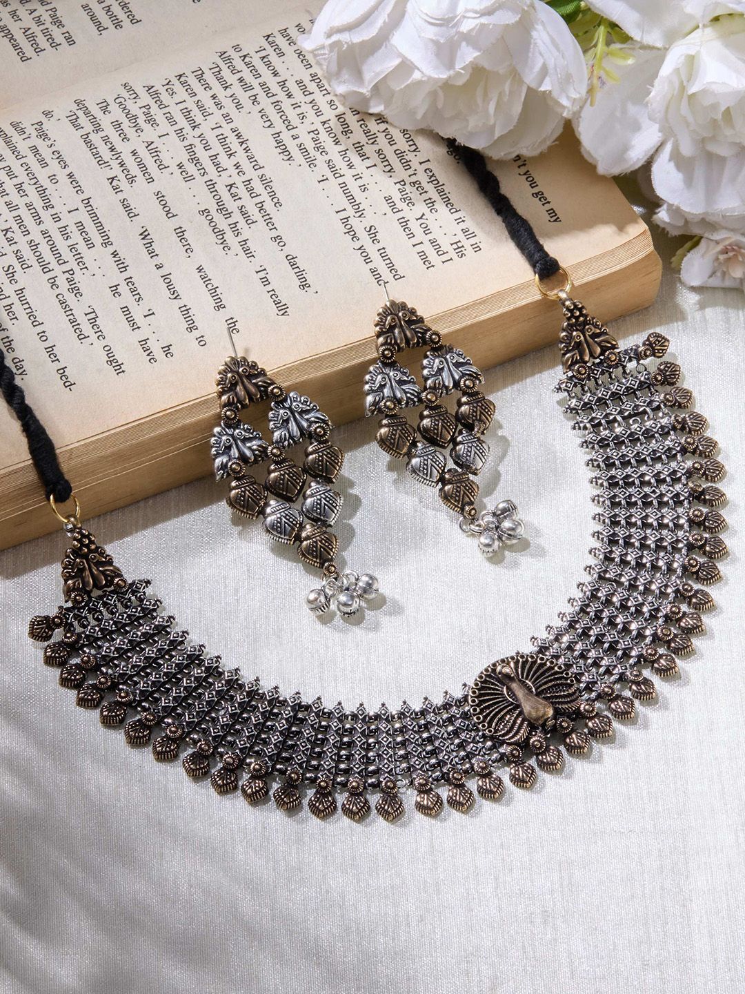 

Priyaasi Dual Plated Oxidized Necklace & Earrings, Silver