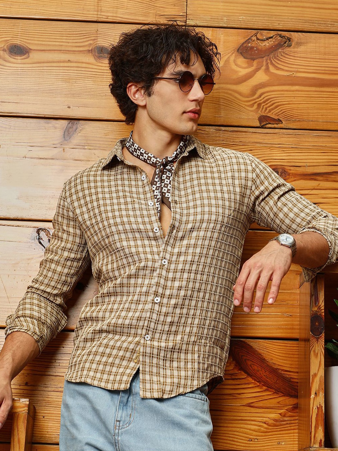 

Campus Sutra Men Comfort Slim Fit Spread Collar Checked Cotton Casual Shirt, Brown