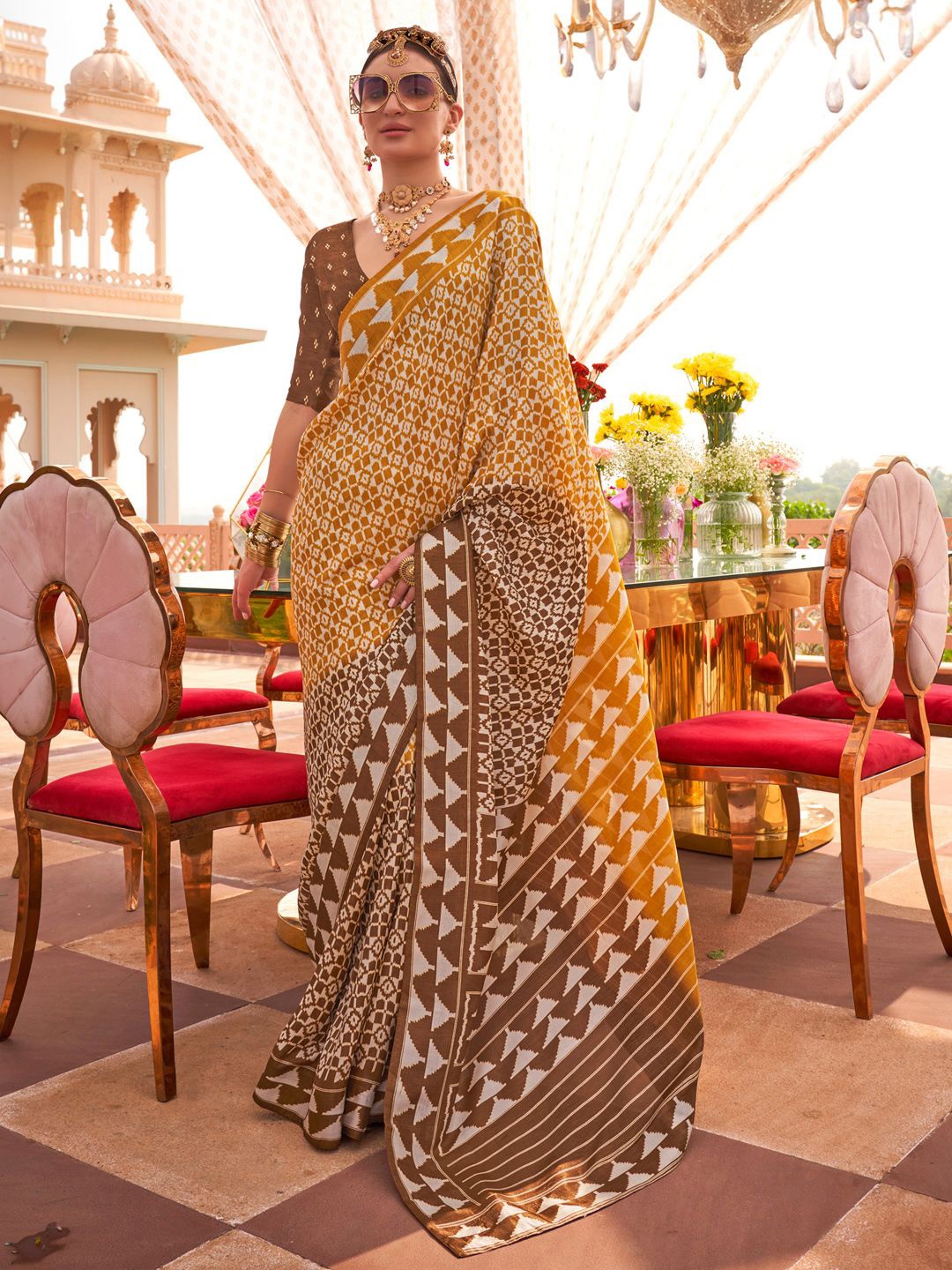 

Anouk Silk Blend Ikat Saree, Mustard