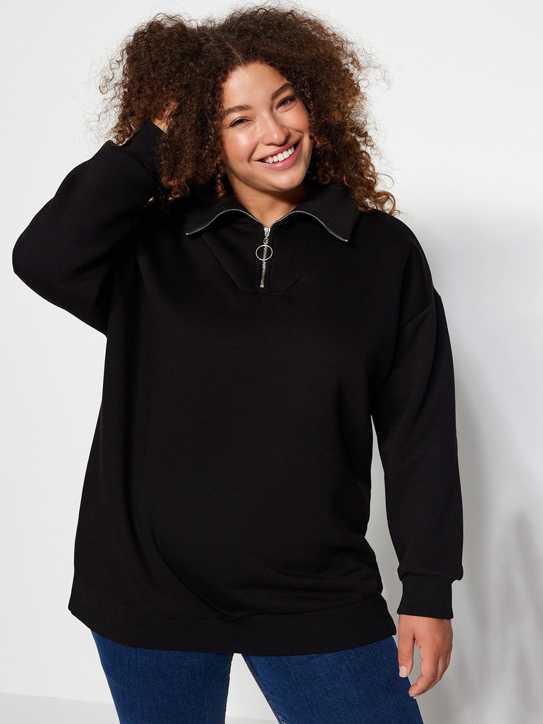 

Trendyol Women Plus Size Sweatshirt, Black