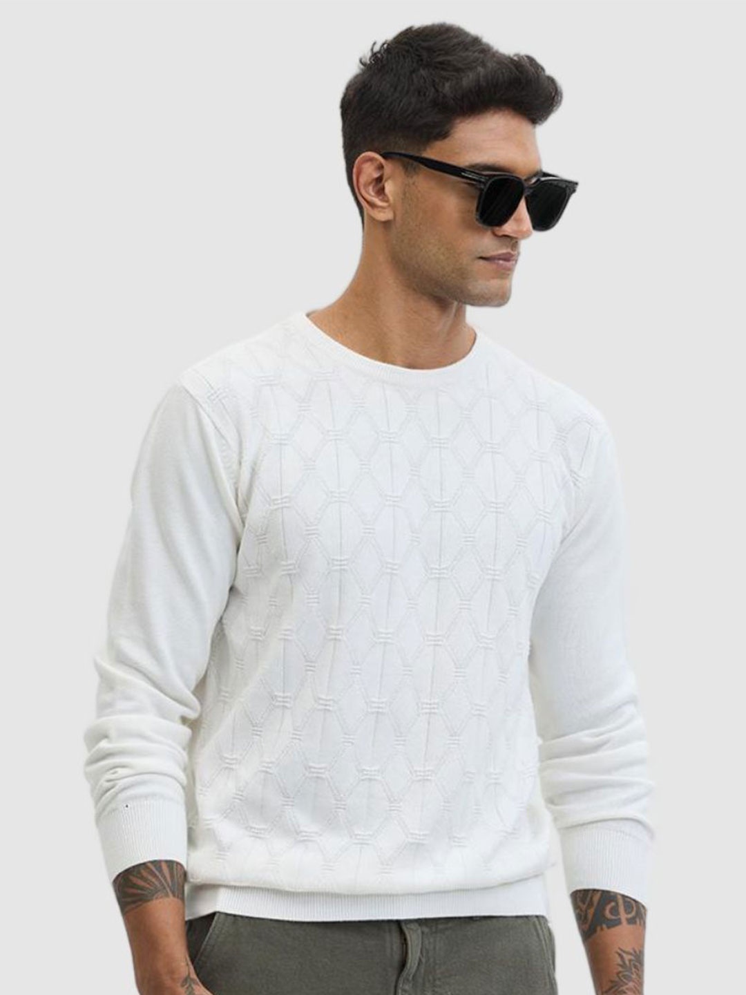 

Snitch Men White Self-Design Sweater