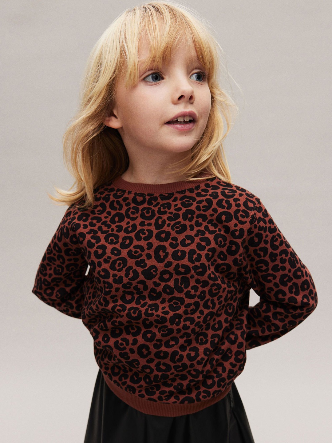 

H&M Girls Sweatshirt, Brown