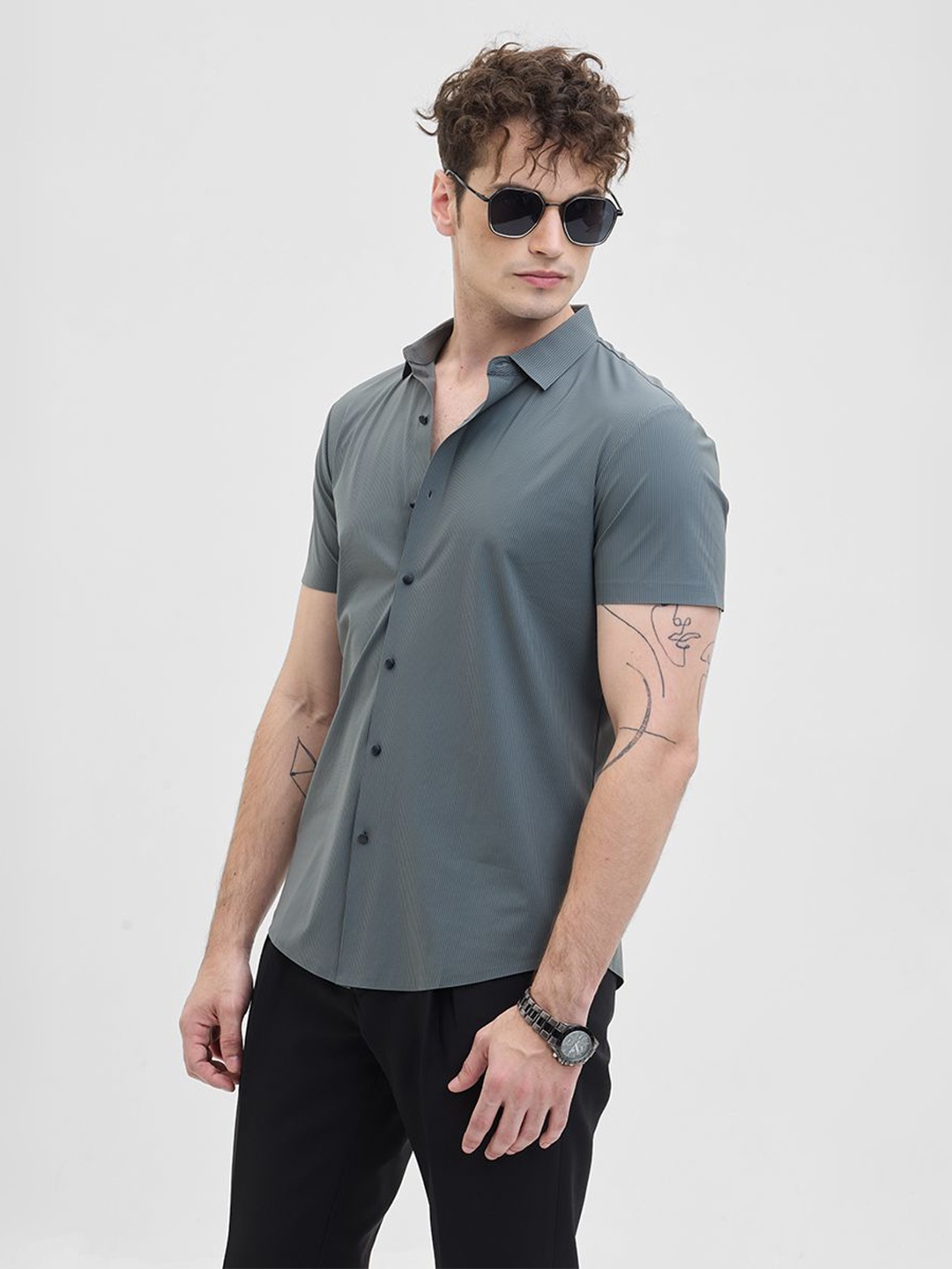 

Snitch Men Slim Fit Spread Collar Vertical Striped Casual Shirt, Grey