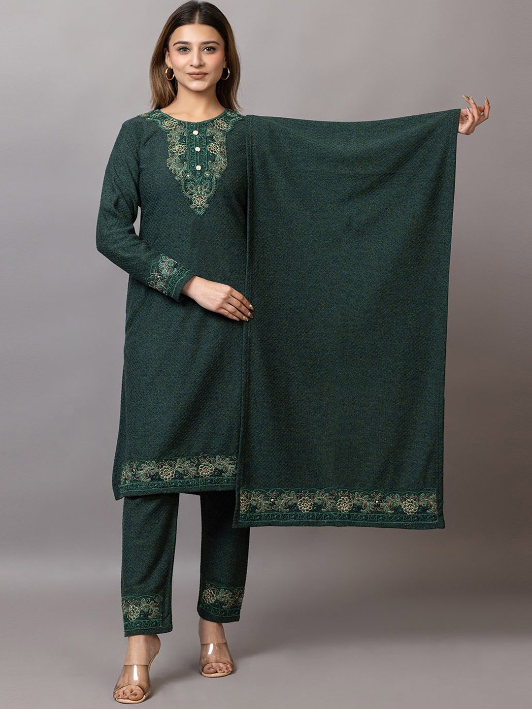 

Wool's Kart Women Floral Embroidered Regular Thread Work Kurta with Palazzos & With Dupatta, Olive