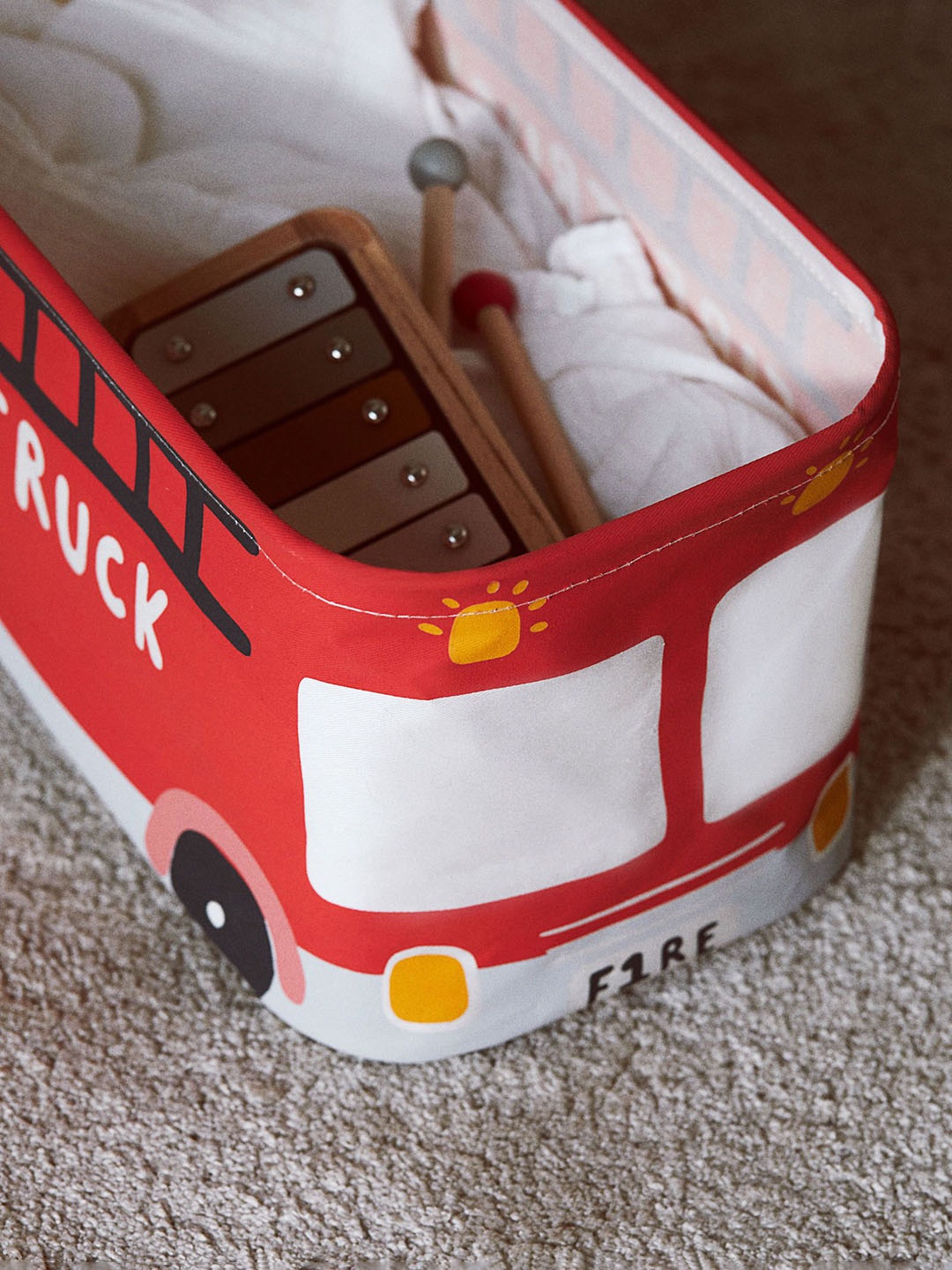 

H&M Boys Bus Storage Basket, Red
