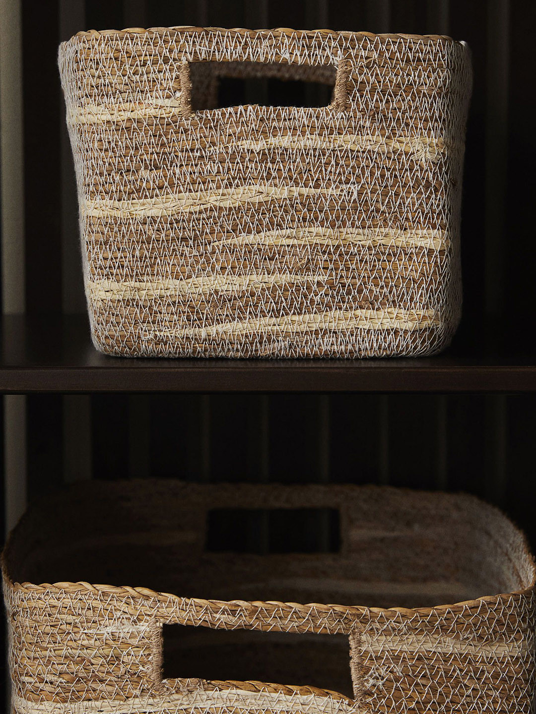 

H&M Beige Small Handmade Seagrass Stroage Basket
