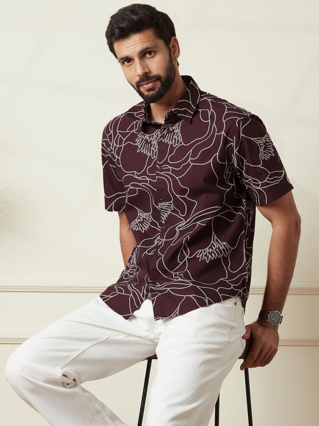 

WROGN Men Comfort Relaxed Fit Spread Collar Floral Printed Cotton Casual Shirt, Maroon