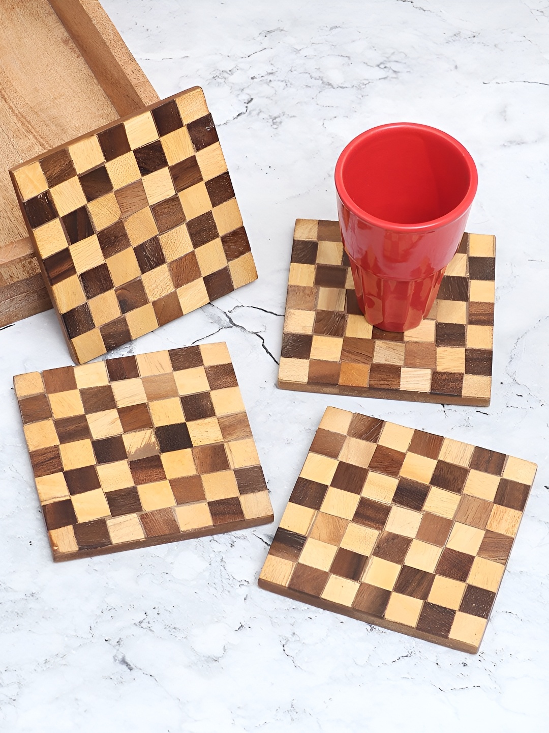 

Indianshelf Brown & Beige 4 Pieces Checked Square Shaped Wooden Coasters