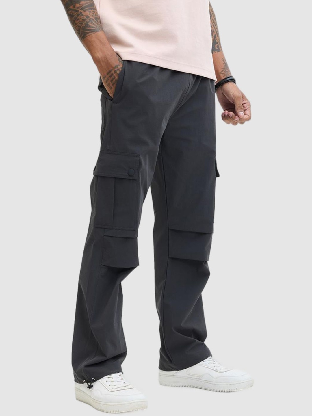 

Snitch Men Relaxed Loose Fit Cargos Trousers, Navy blue