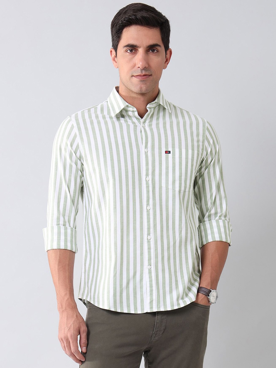

AD By Arvind Men Slim Fit Spread Collar Vertical Striped Cotton Casual Shirt, Green