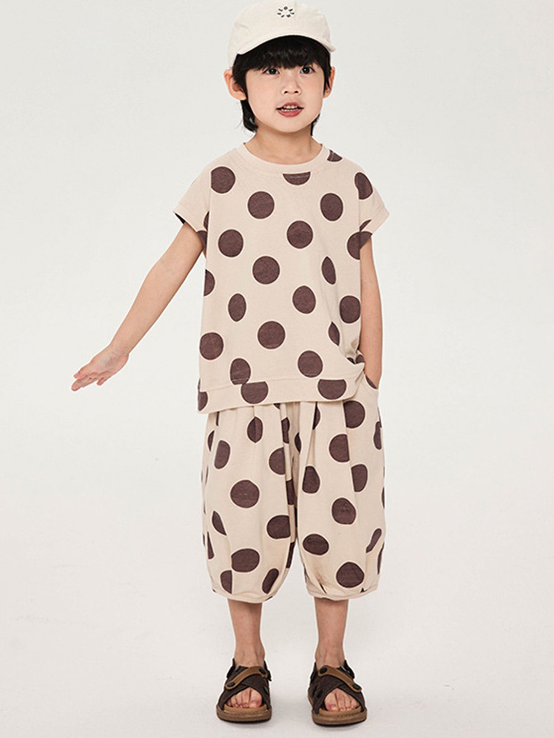 

LULU & SKY Boys Printed Pure Cotton T-Shirt With Shorts, Beige