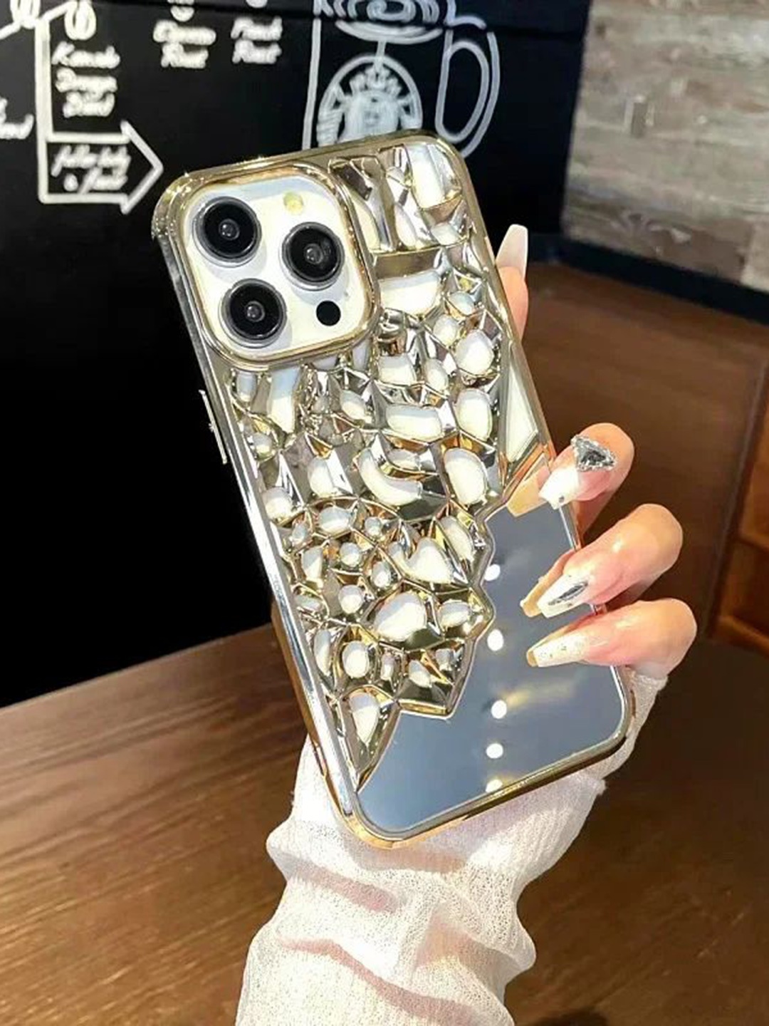 

Luxury Kase LK117 Hollow Out Mirror Heat Breathable iPhone 14 Pro Max Back Case, Gold