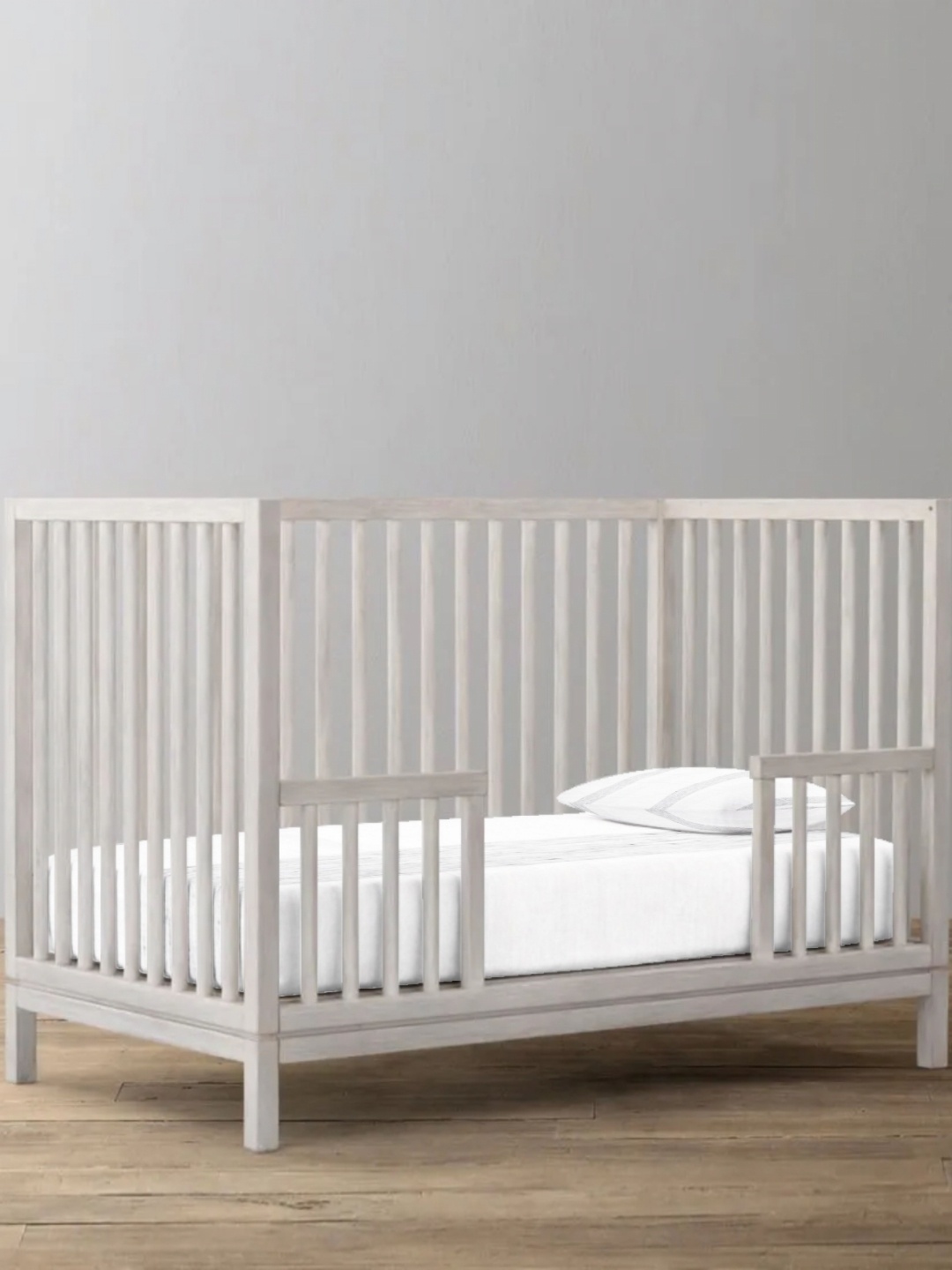 

THE BABY ATELIER Grey & White Striped Pure Cotton 300 TC Crib Bedsheet Sets