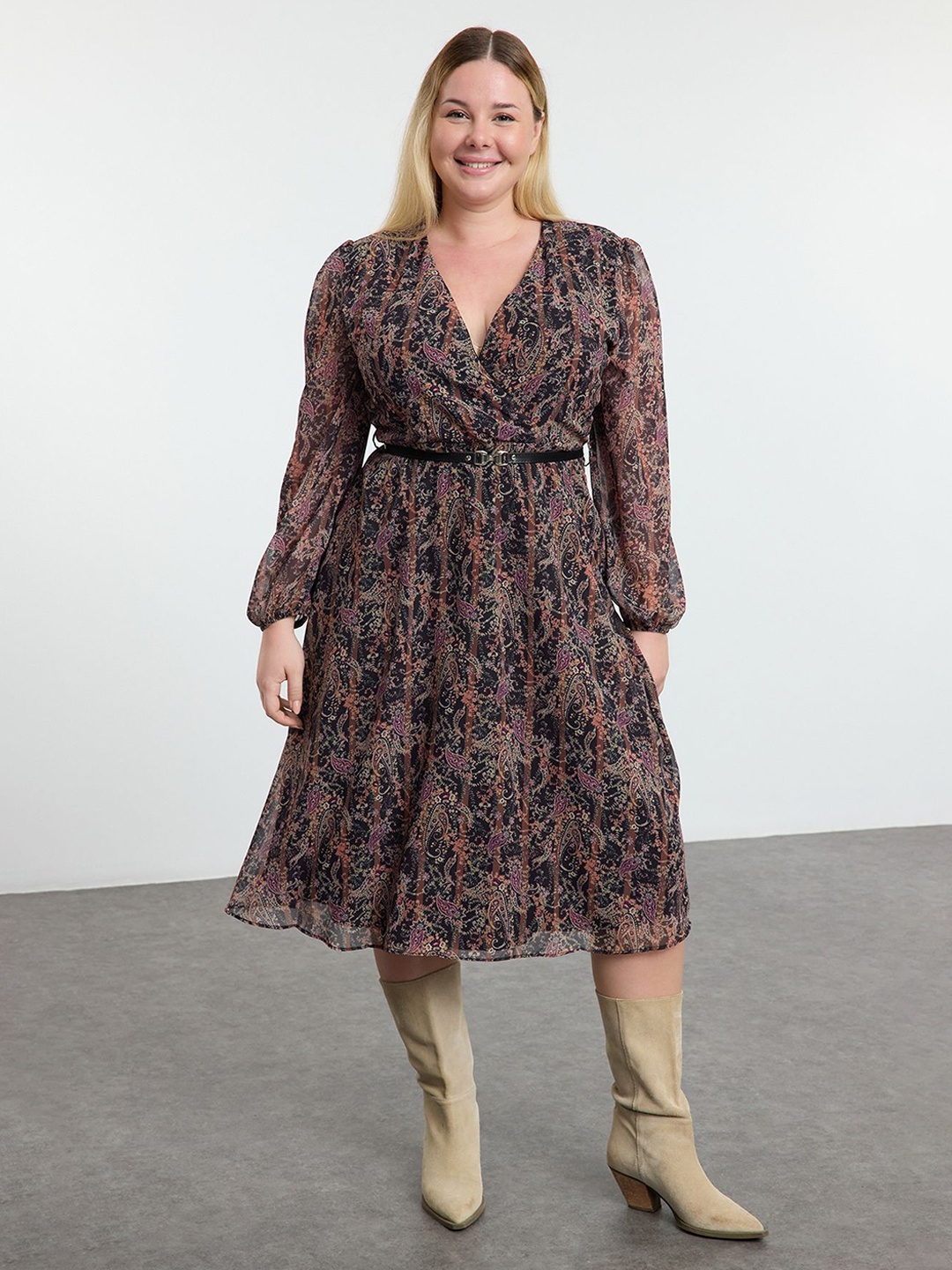

Trendyol Women Floral Printed Puff Sleeve Wrap Dress with Belt, Brown