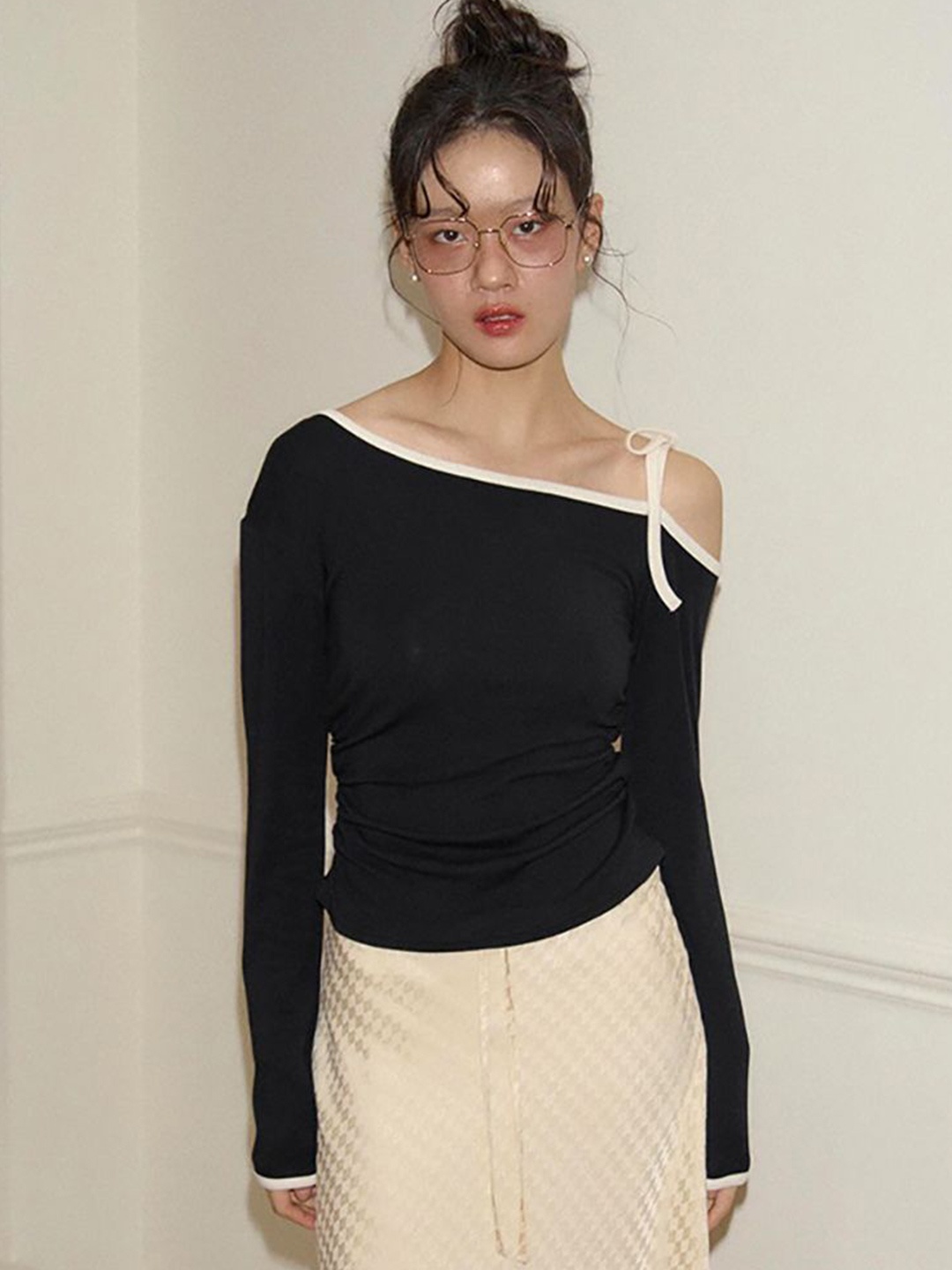 

StyleCast x Revolte Women Fitted Top, Black