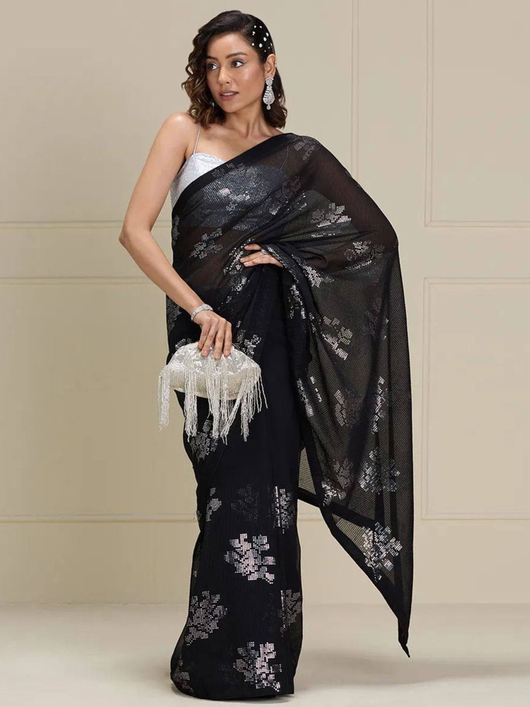 

Anouk Ethnic Motifs Sequinned Poly Georgette Saree, Black