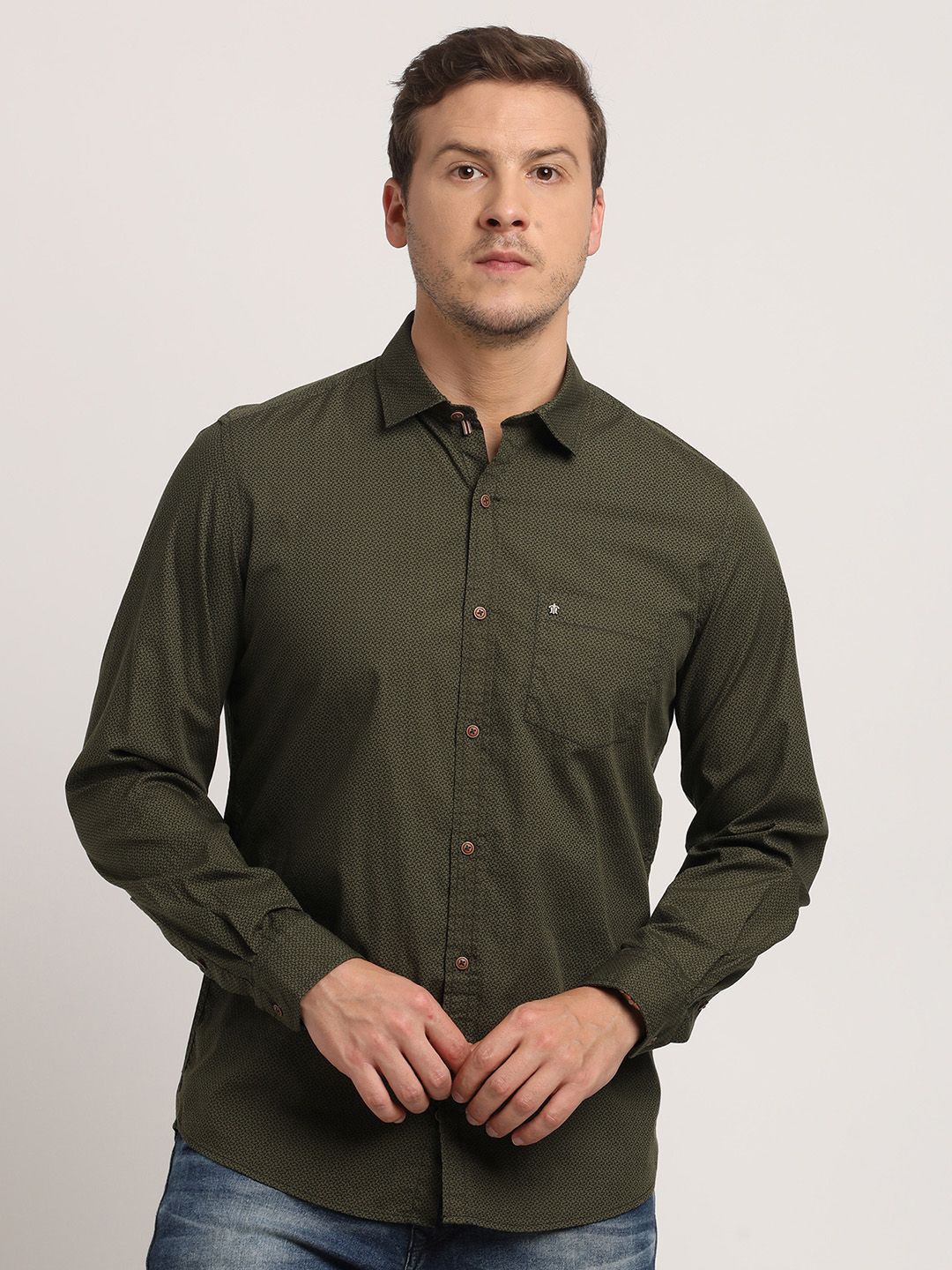 

Turtle Men Relaxed Fit Spread Collar Geometric Printed Cotton Casual Shirt, Green