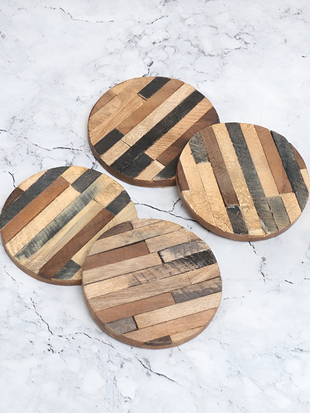 

Indianshelf Brown & Beige 4 Pieces Striped Round Shaped Wooden Coasters