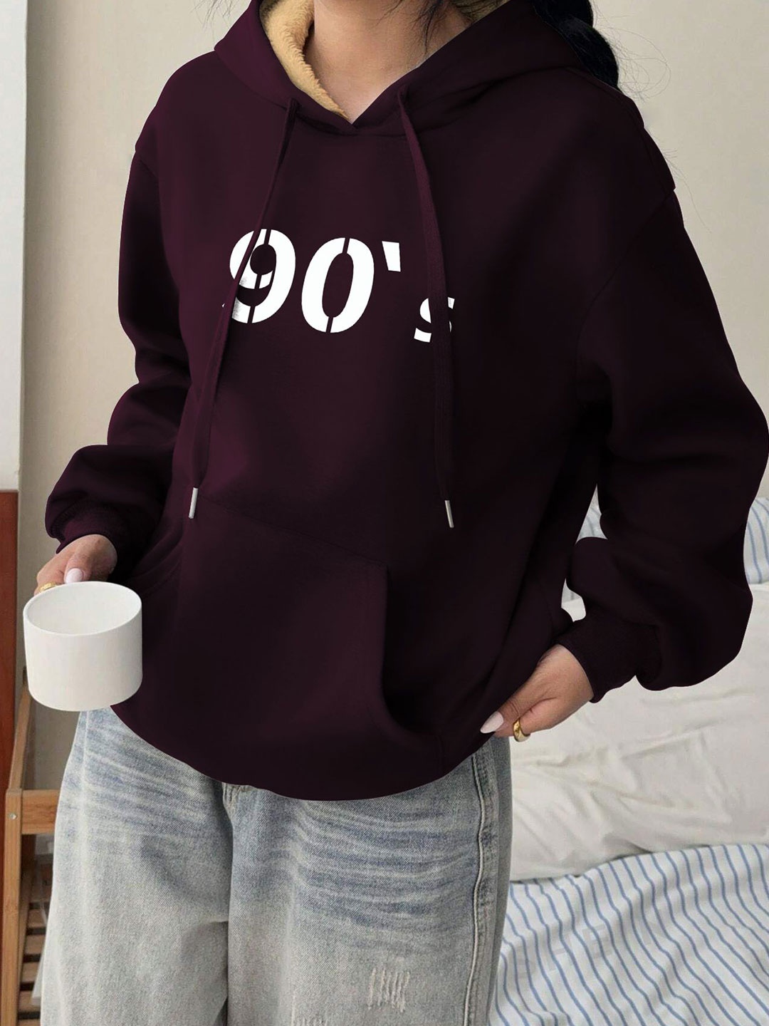 

TOGS & TERRE Women Printed Hooded Sweatshirt, Maroon