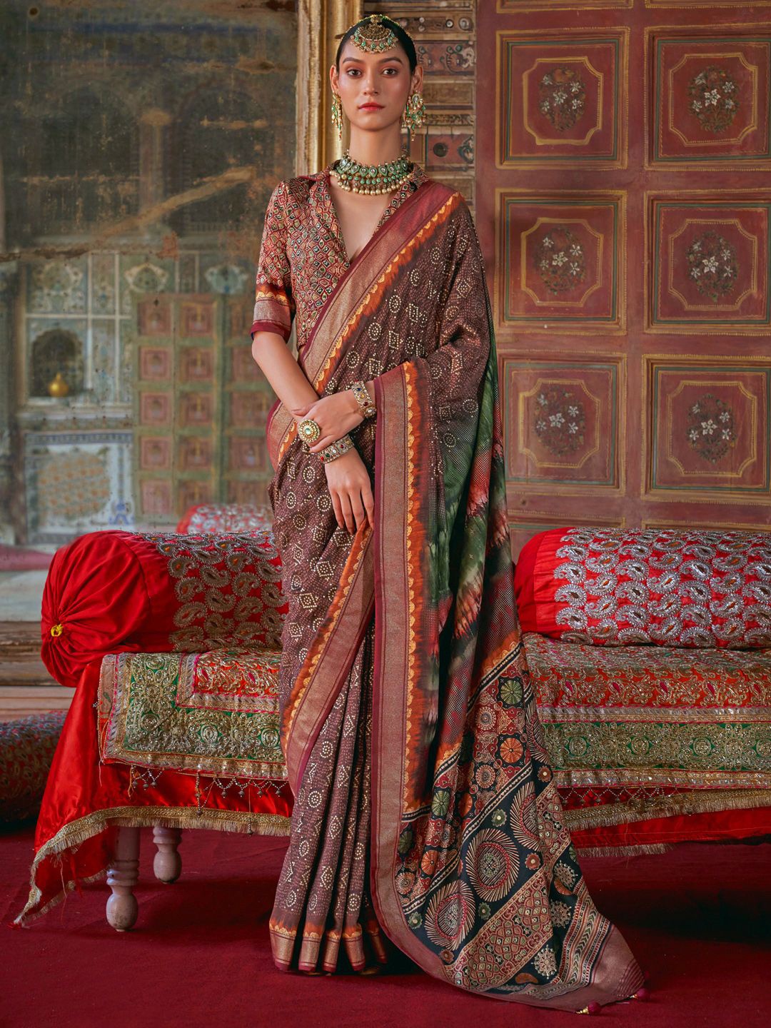 

Anouk Bandhani Silk Blend Bandhani Saree, Brown