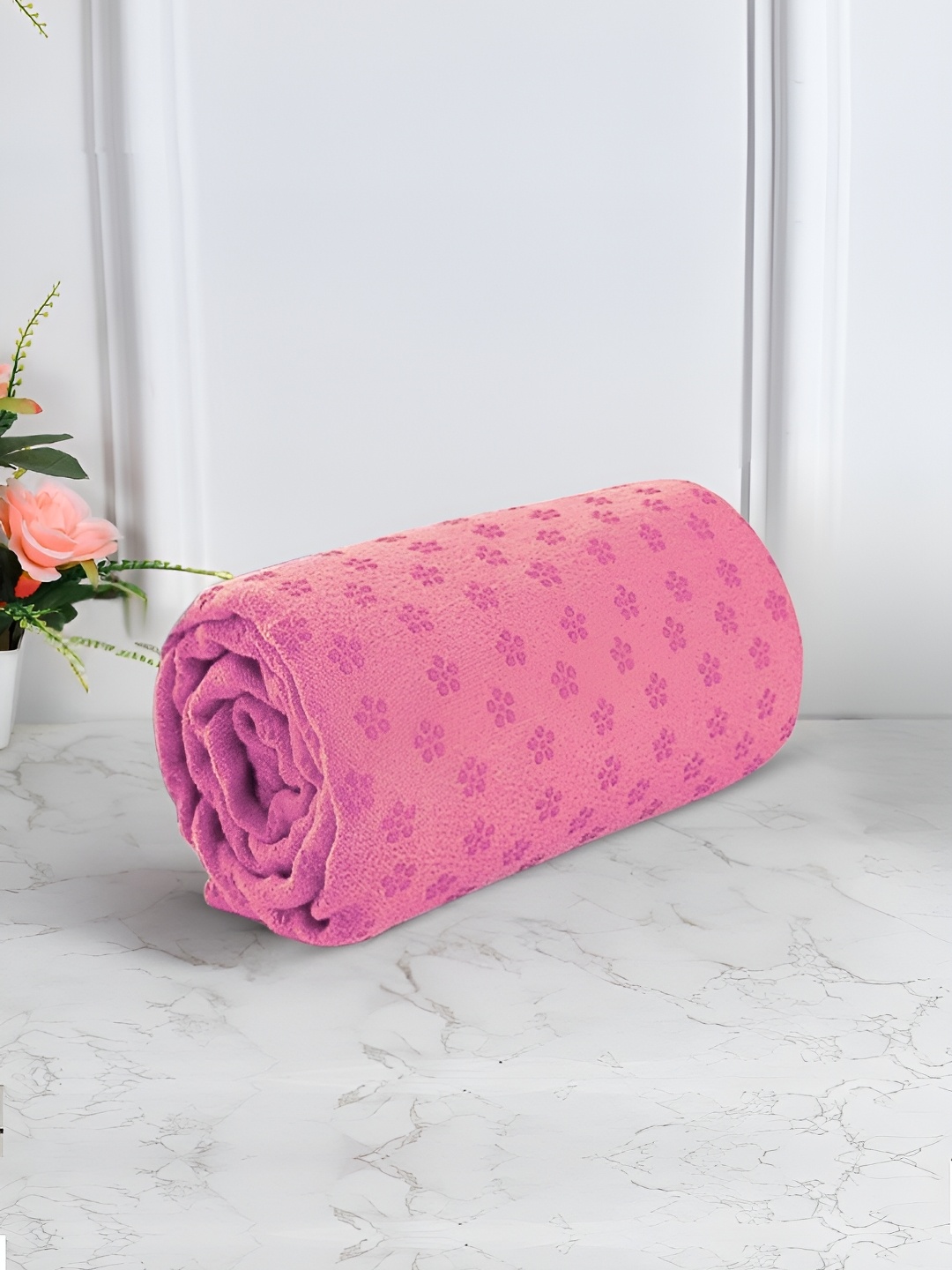 

Black gold Woven Design Light Weight Yoga Mat With Bag, Pink