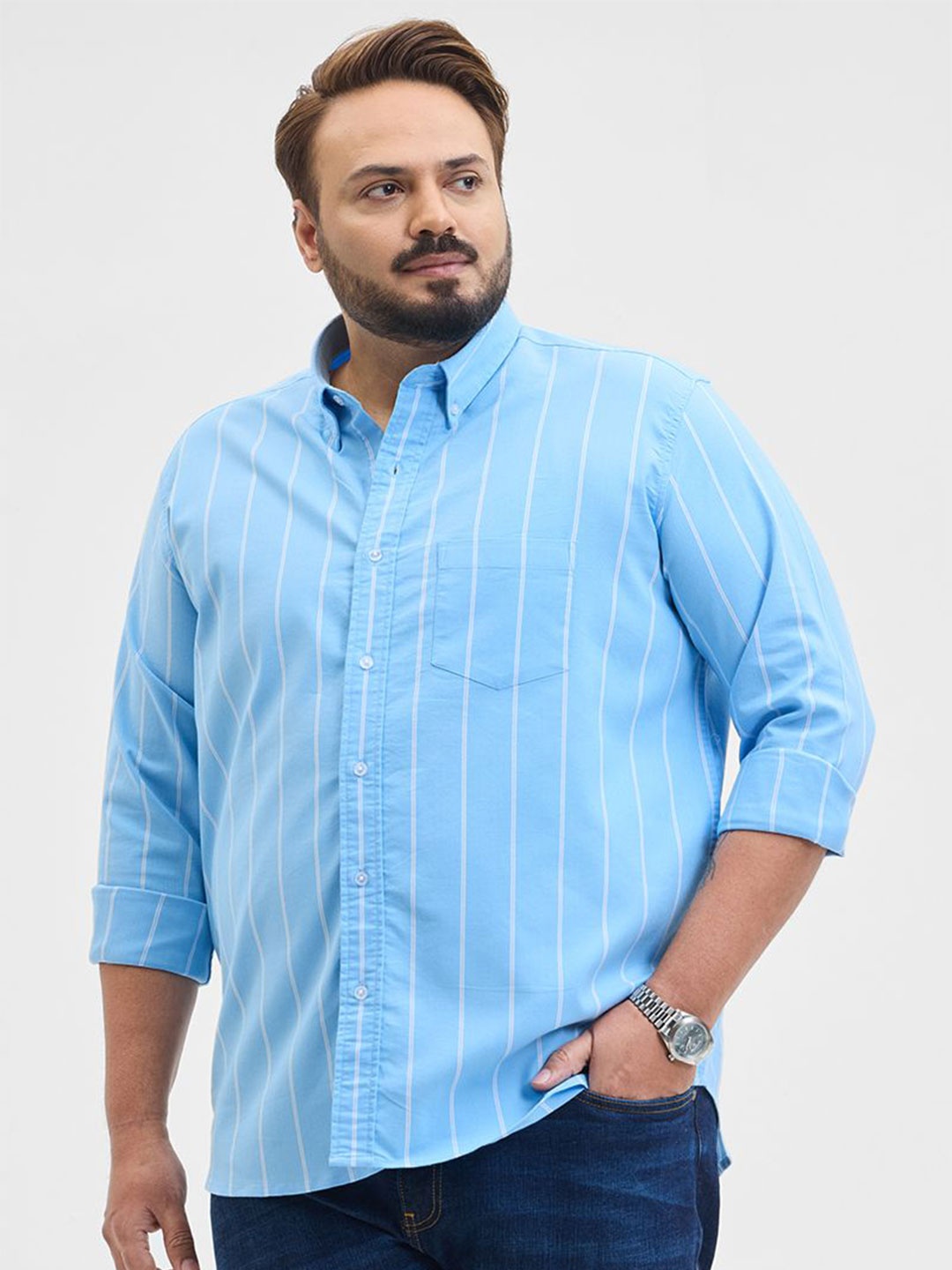 

Snitch Men Classic Fit Button-Down Collar Vertical Striped Casual Shirt, Blue
