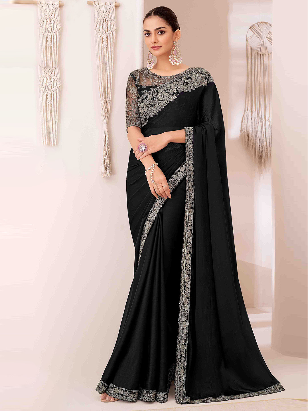 

KIMISHA Embellished Embroidered Saree, Black