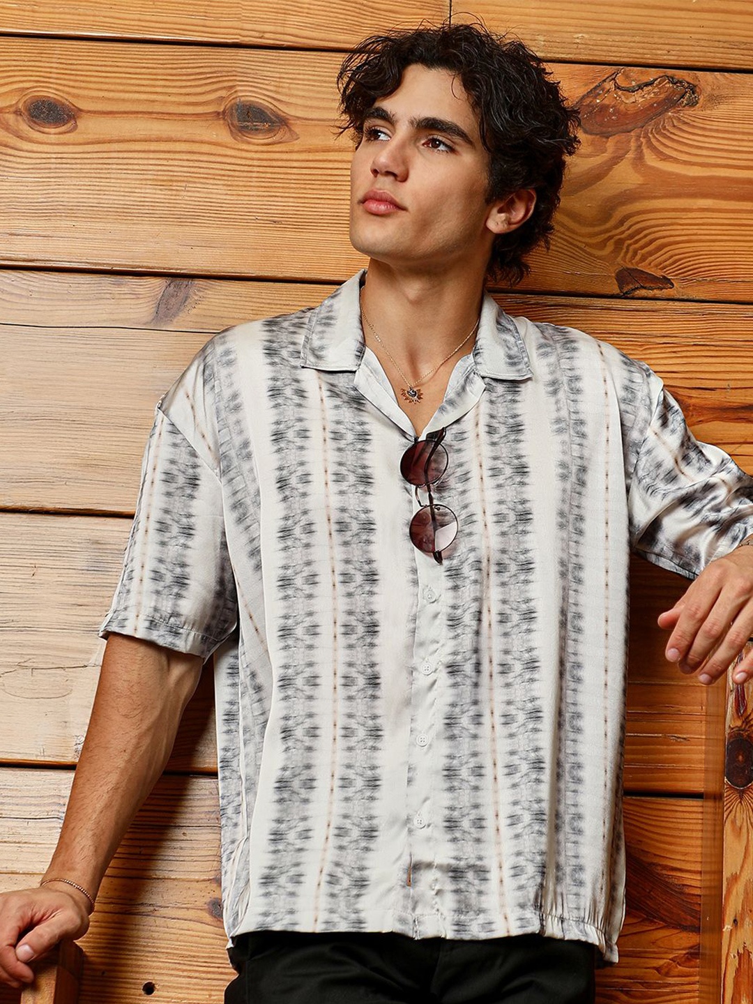 

Campus Sutra Men Comfort Relaxed Fit Cuban Collar Abstract Printed Casual Shirt, Beige