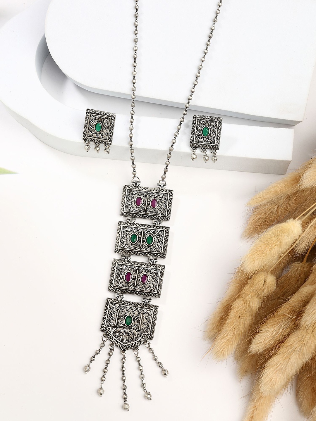 

KARATCART Silver Plated Kundan Stone Studded Oxidised Necklace and Earrings