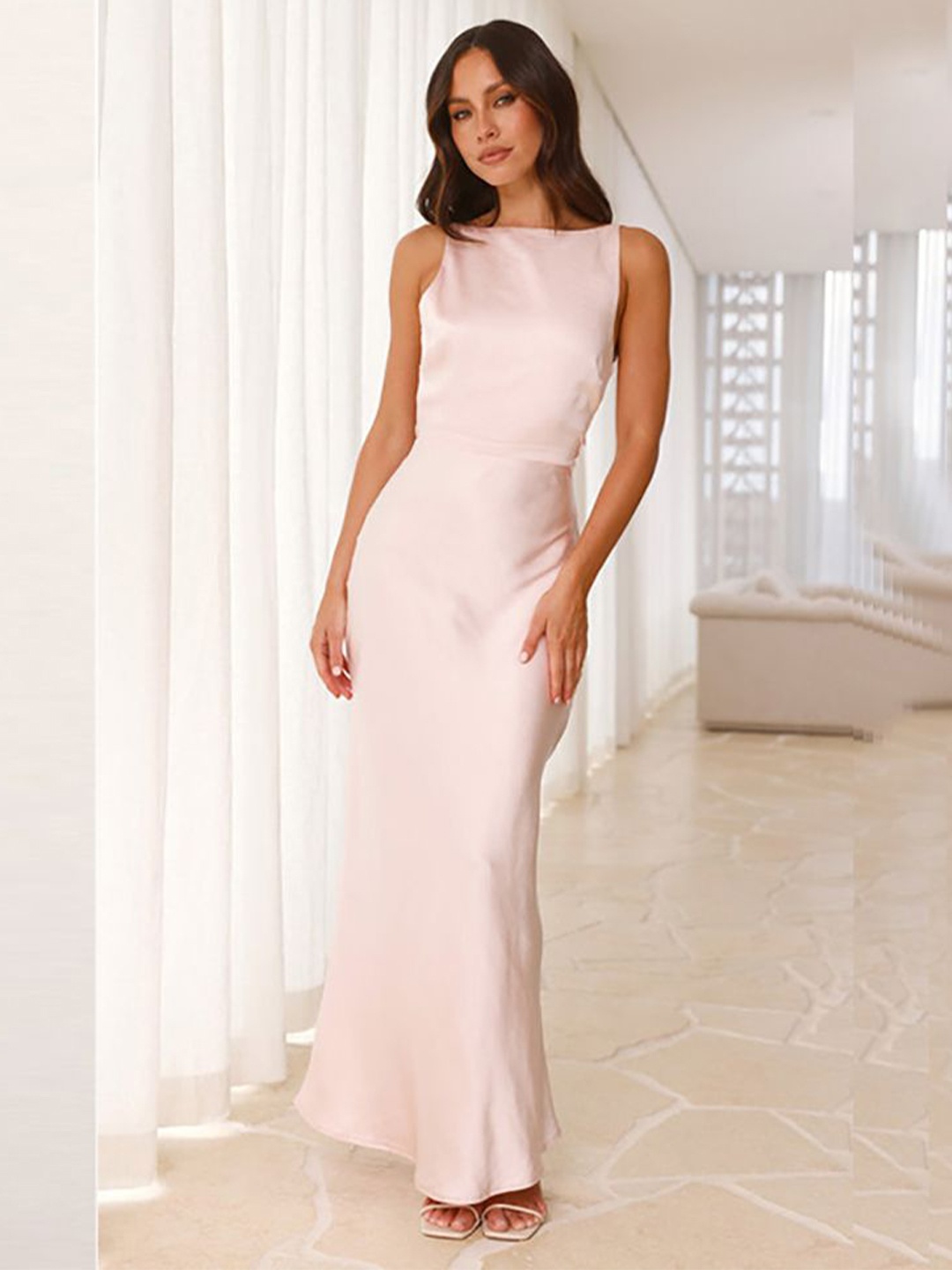 

StyleCast x Revolte Solid Boat Neck Chiffon Maxi Dress, Pink