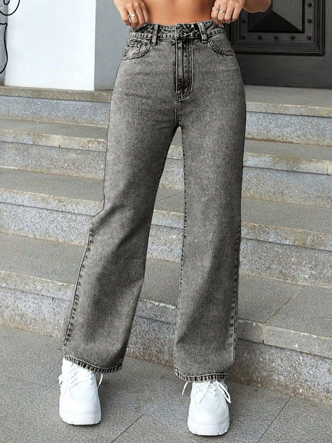 

Glossia Women Comfort Straight Fit High-Rise Light Fade Cotton Stretchable Jeans, Grey