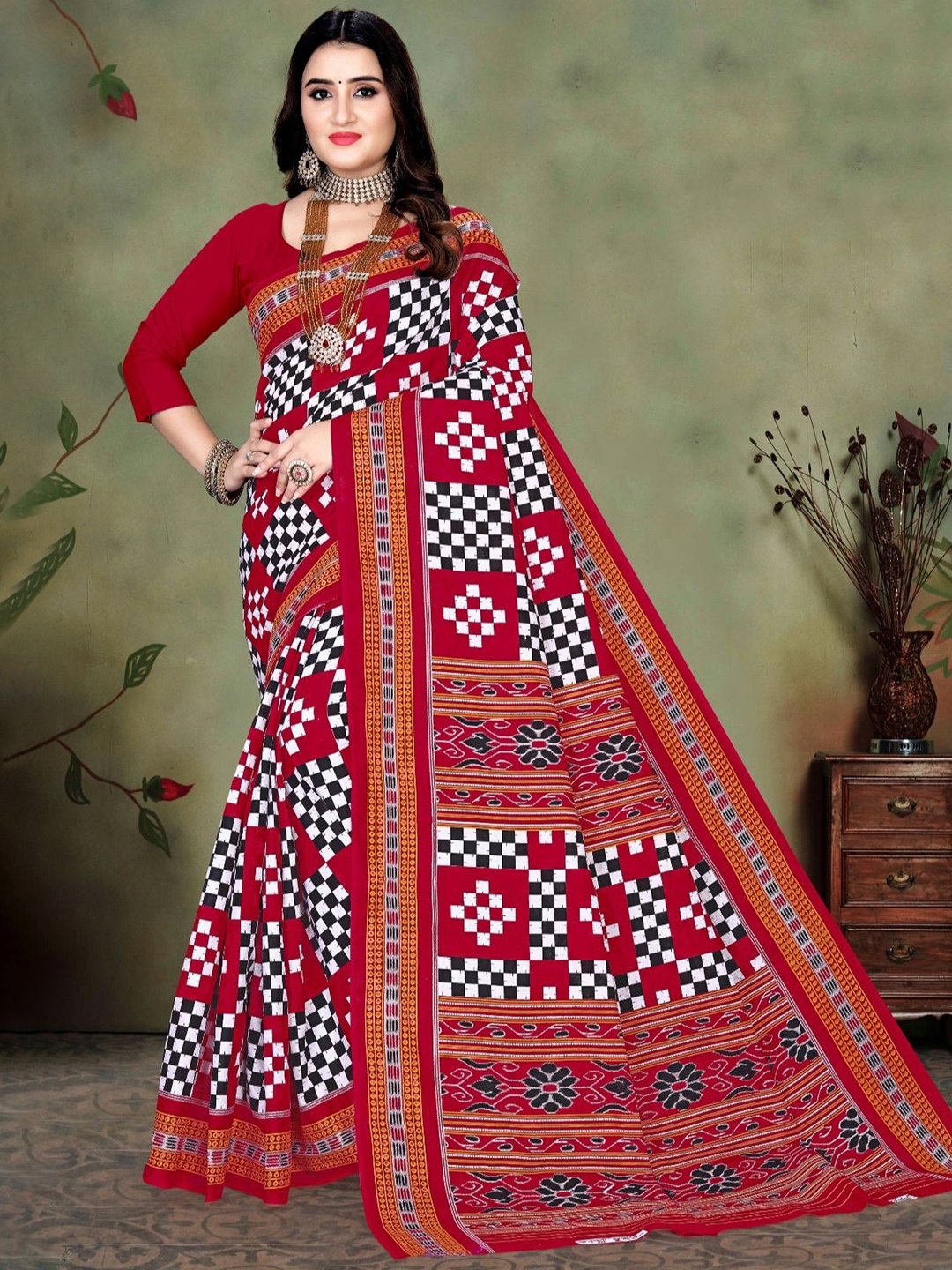 

pasapalli Pure Cotton Sambalpuri Saree, Red