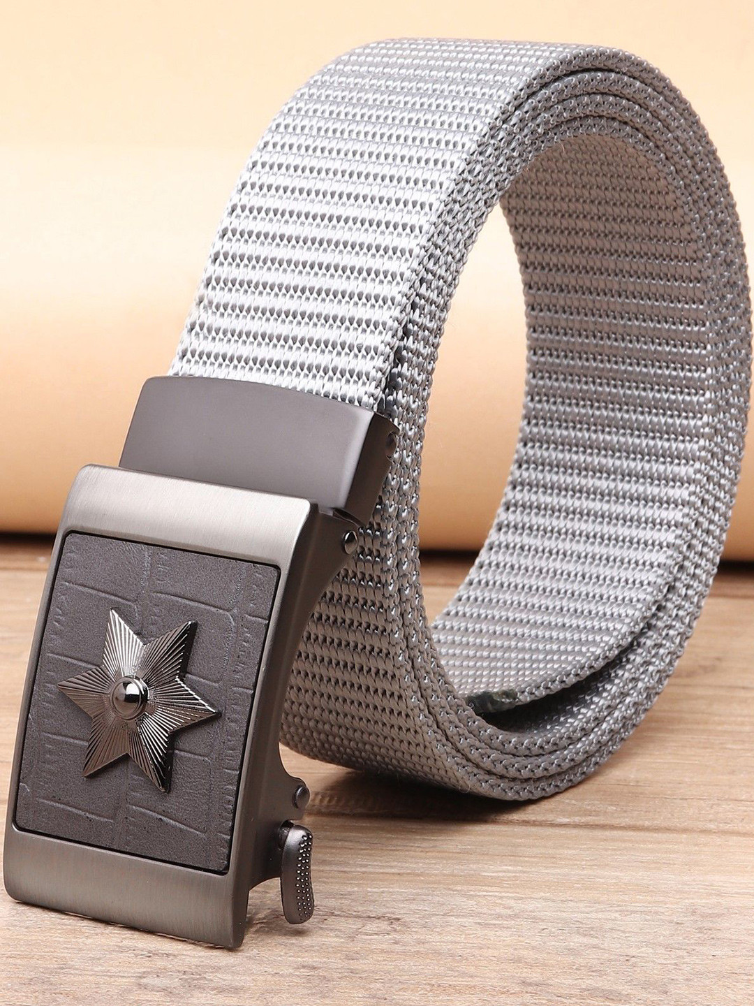 

Metronaut Men Textured Slim Belt, Grey