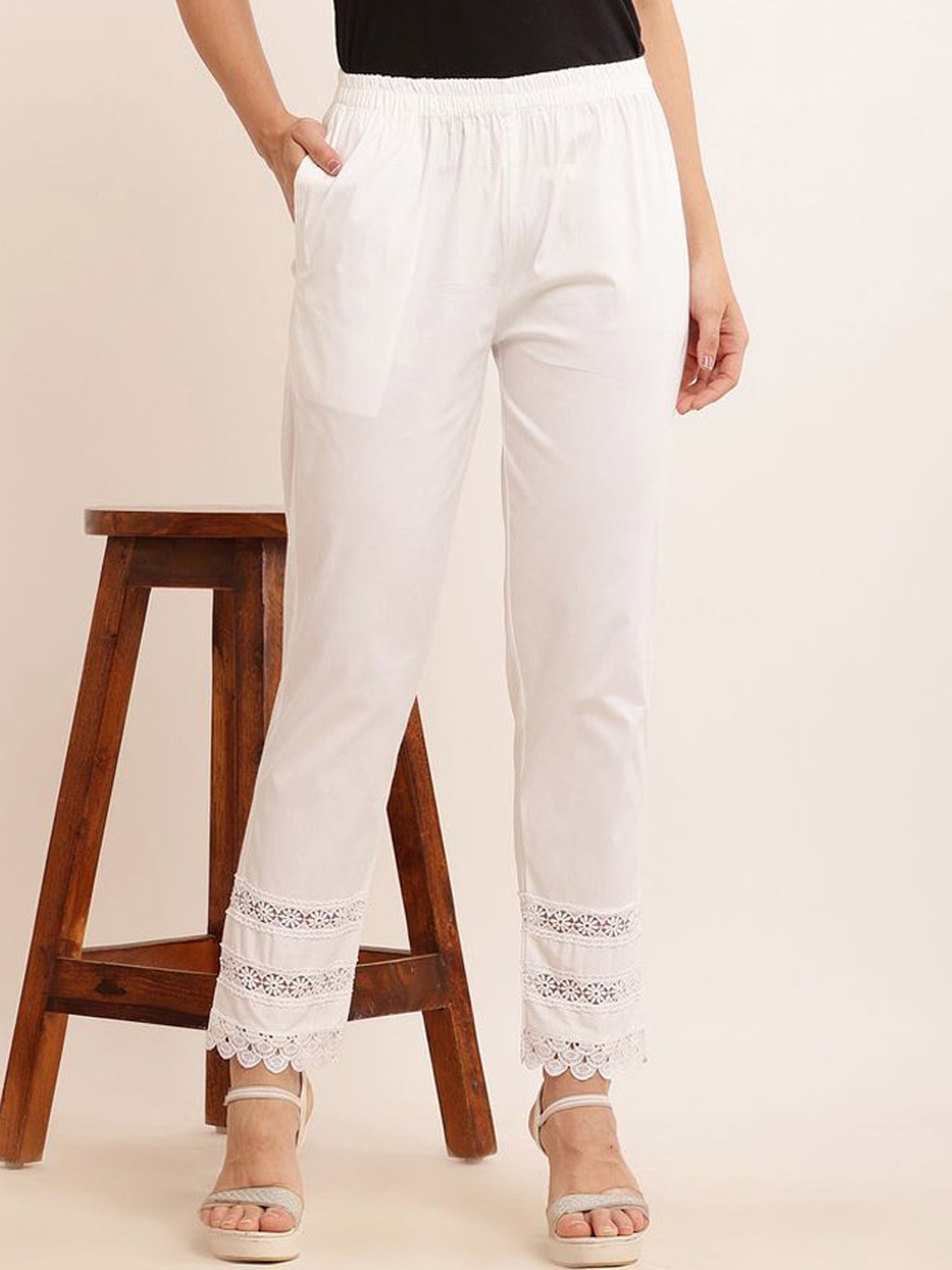 

Sellingsea Women Trousers, White