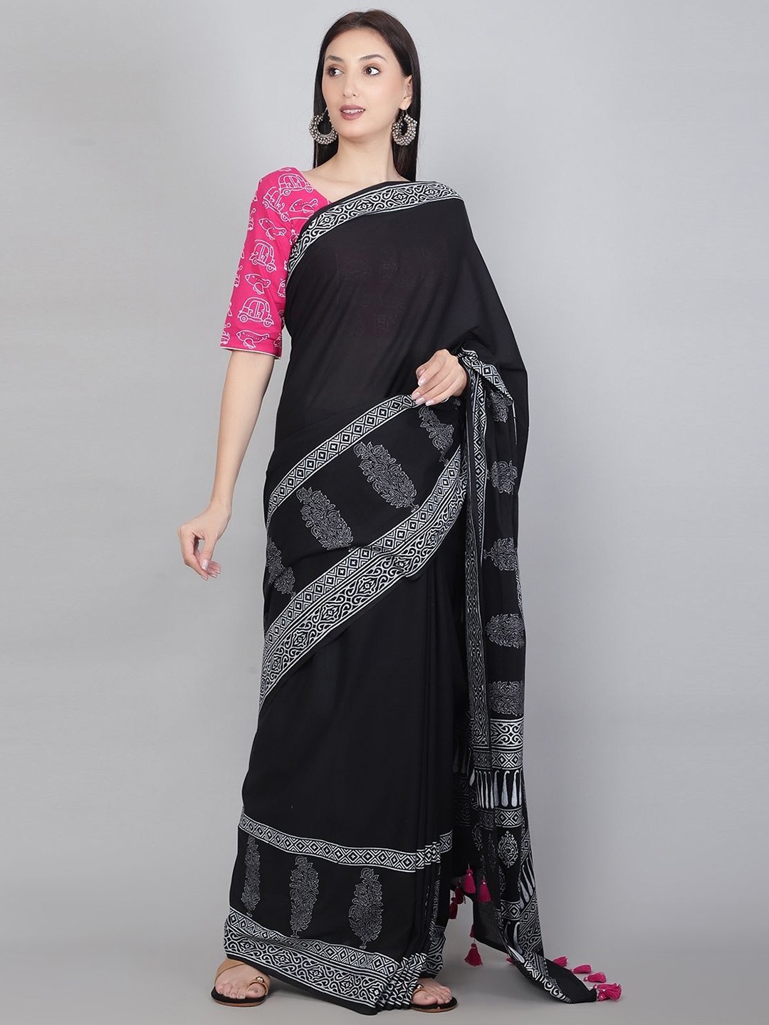 

PALASH Ethnic Motifs Pure Cotton Block Print Saree, Black