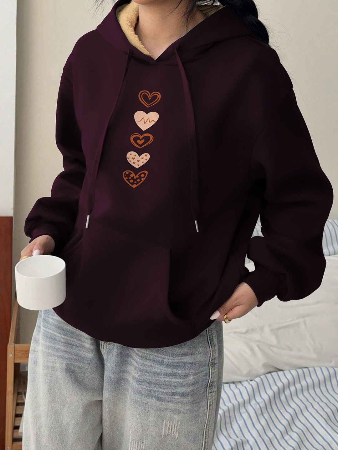 

TOGS & TERRE Women Printed Hooded Pullover Sweatshirt, Maroon