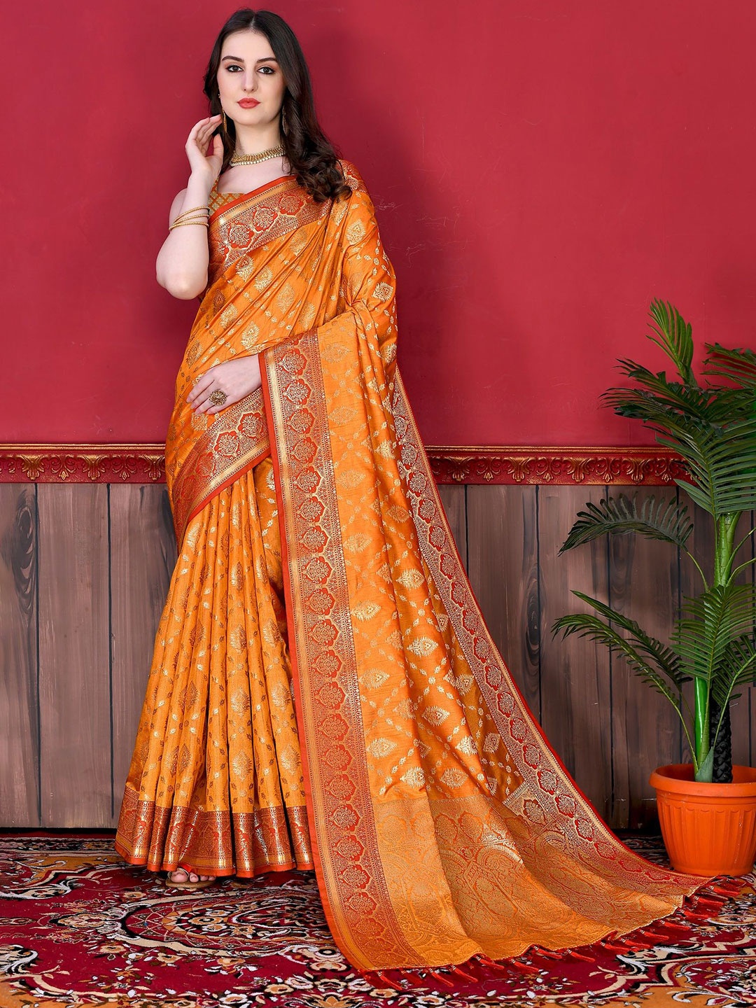 

VEDANT VASTRAM Floral Zari Designer Saree, Orange