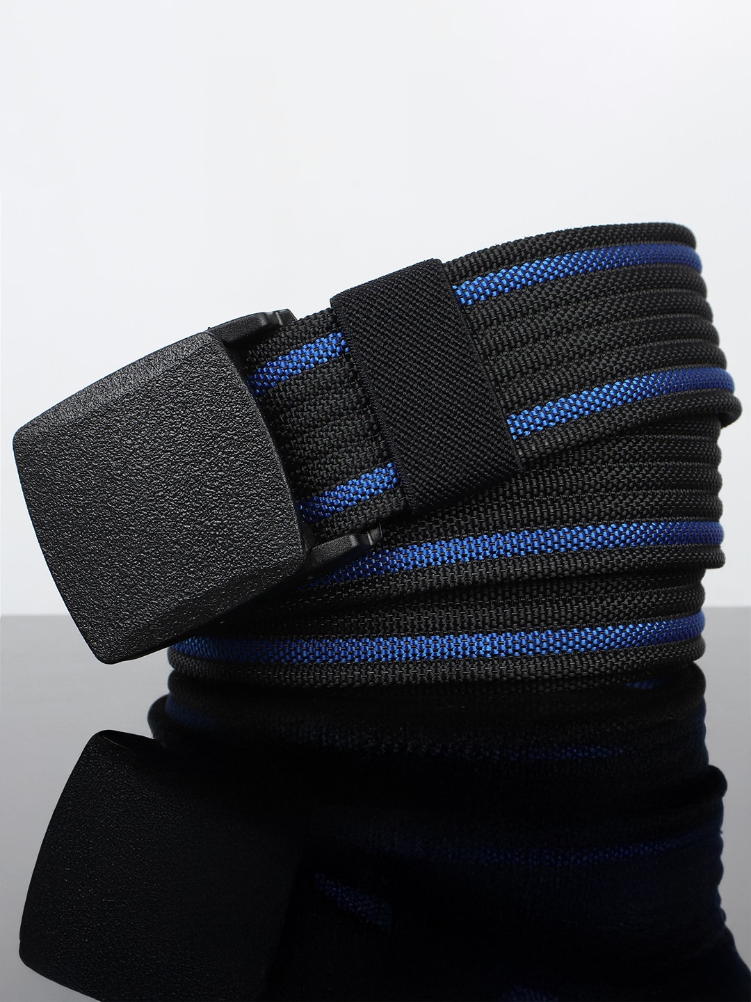 

Metronaut Men Striped Belt, Blue