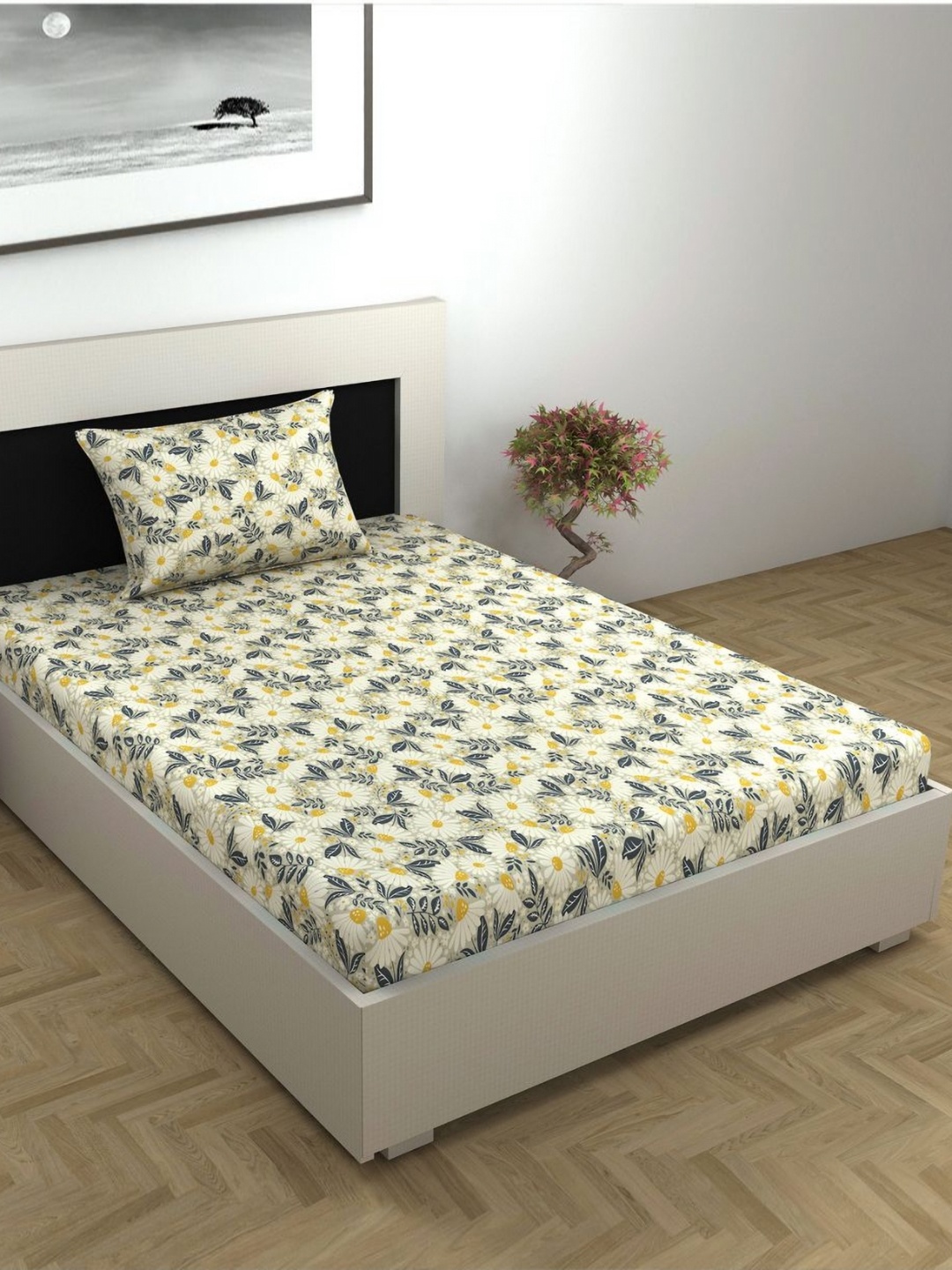 

Divine Casa Florate White Floral Printed Cotton 144 TC Single Bedsheet Set-2.23 m x 1.45 m