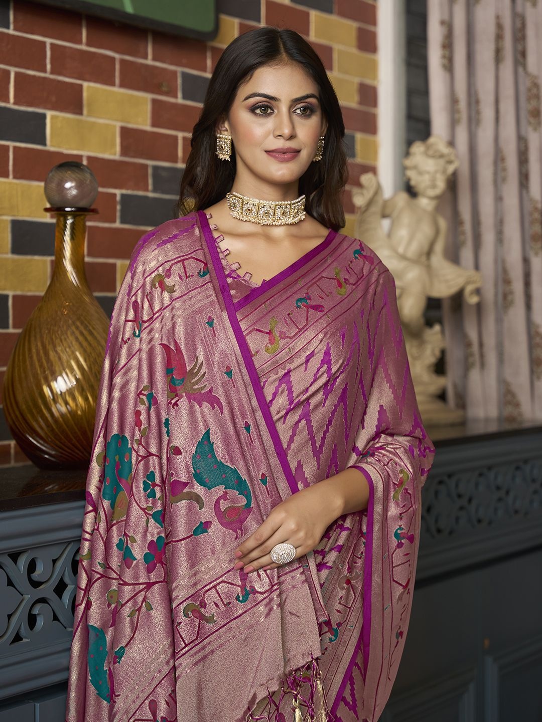 

Rekha Maniyar Woven Design Zari Brasso Saree, Magenta